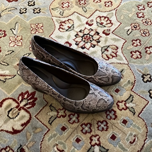 High heels born shoe - Picture 1 of 5